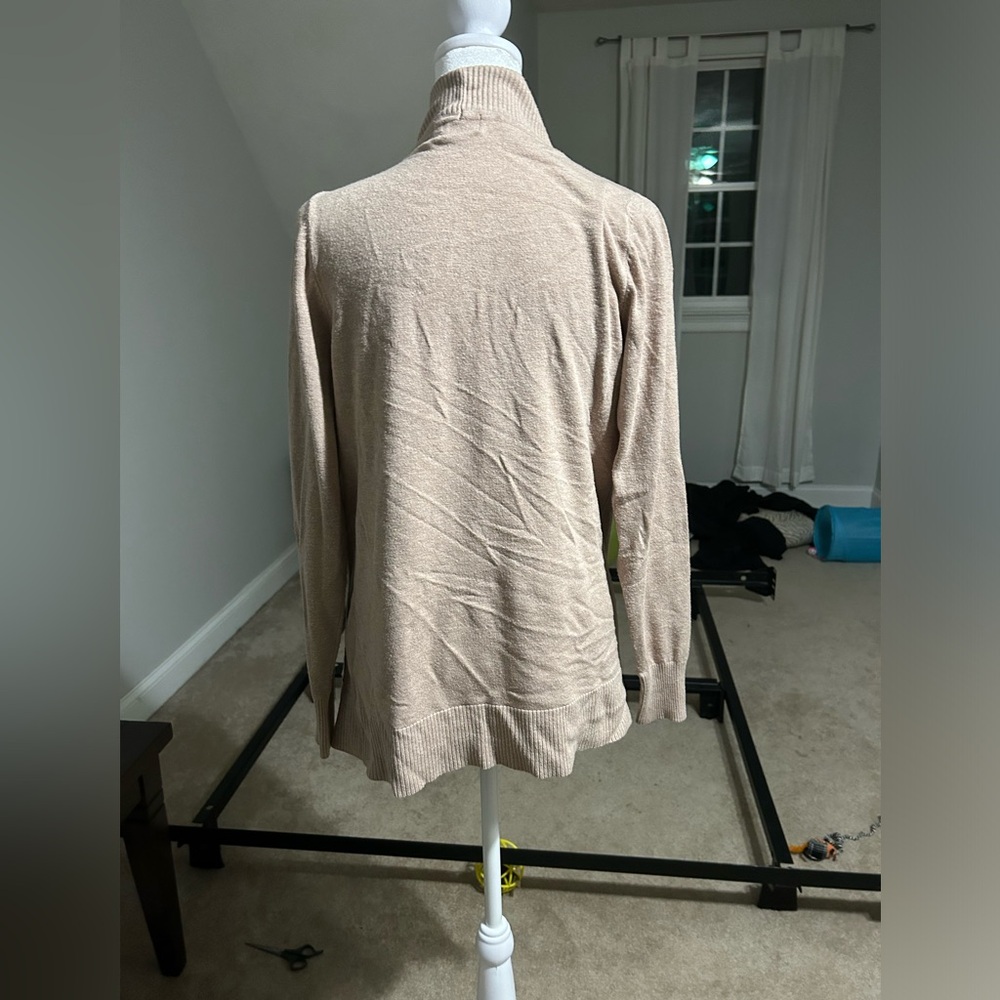 Women’s Cardigan - Picture 4 of 5